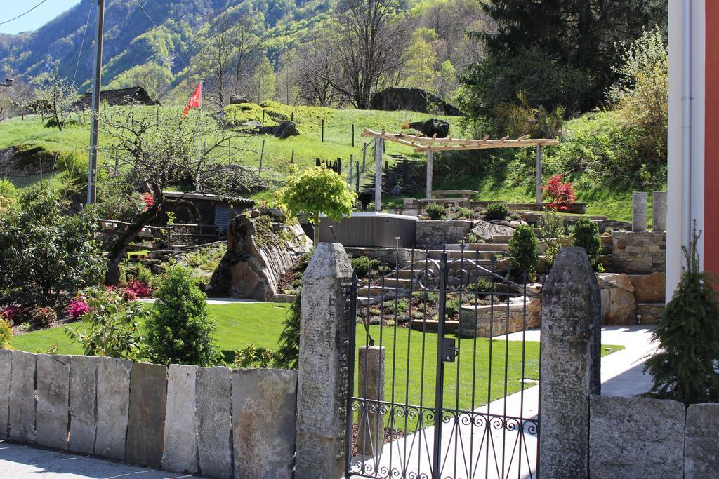 Myverzasca Resort Casa Rossa Brione  ภายนอก รูปภาพ
