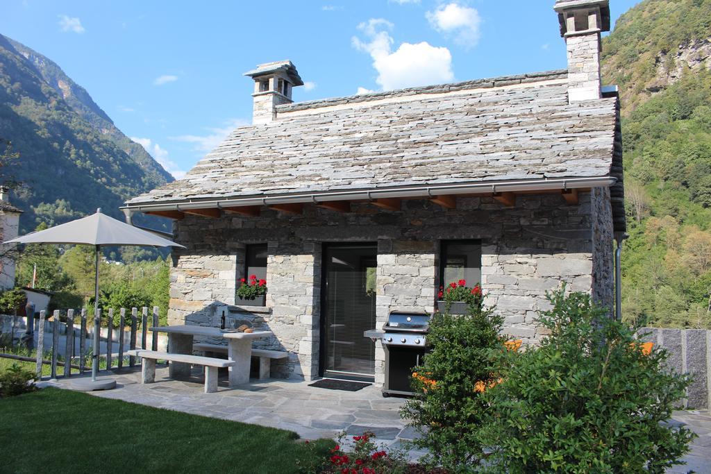 Myverzasca Resort Casa Rossa Brione  ภายนอก รูปภาพ