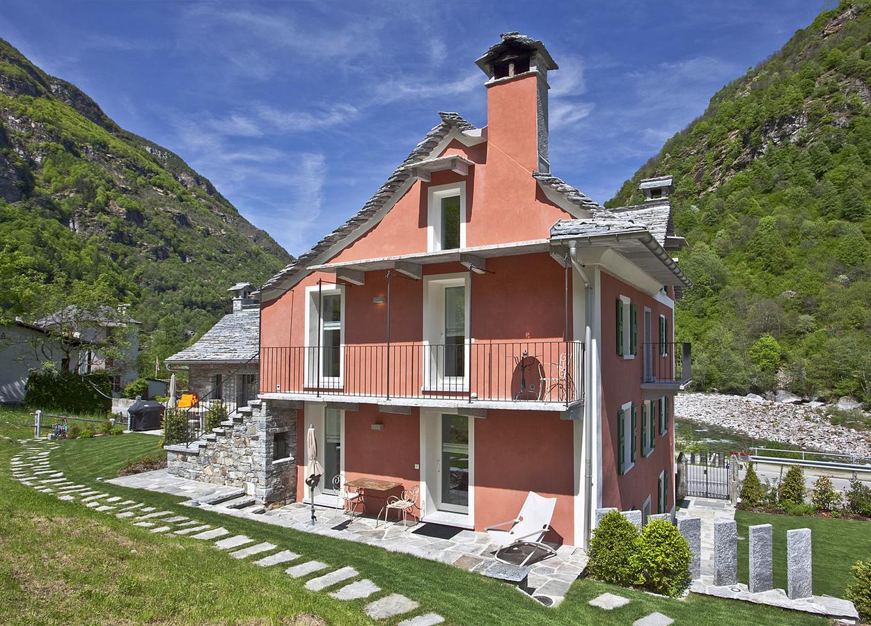 Myverzasca Resort Casa Rossa Brione  ภายนอก รูปภาพ